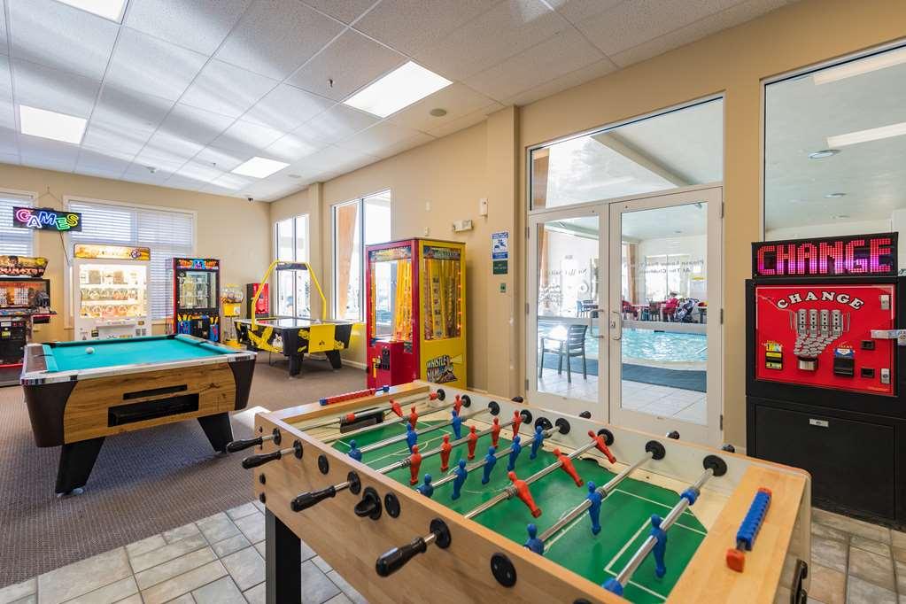 Vacation Village In The Berkshires Hancock Létesítmények fotó The game room at the Student Life Center